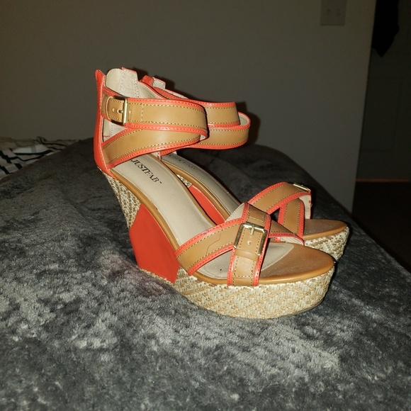 JustFab Wedges - Picture 2 of 3